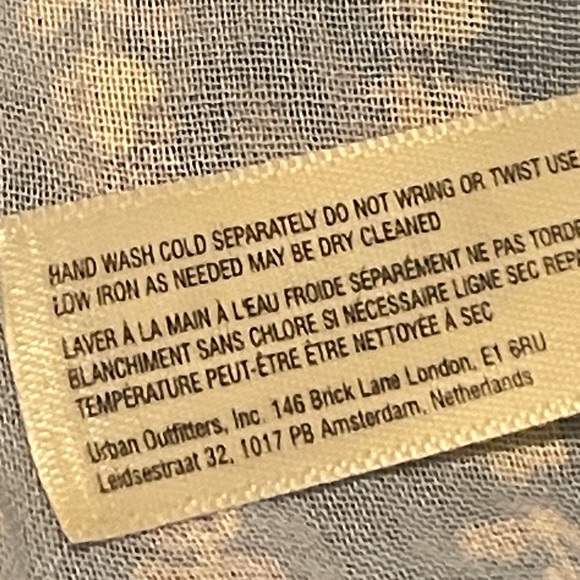 NWOT! Free People light blue floral romper. XS, Medium. Pockets! - Picture 15 of 16